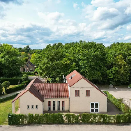 16 - Persoons Family Casa vacanze Ewijk