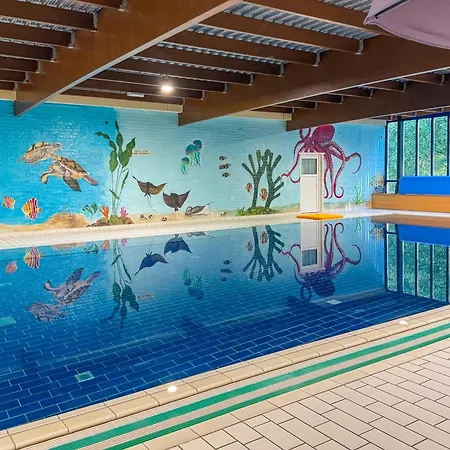 16 - Persoons Family *